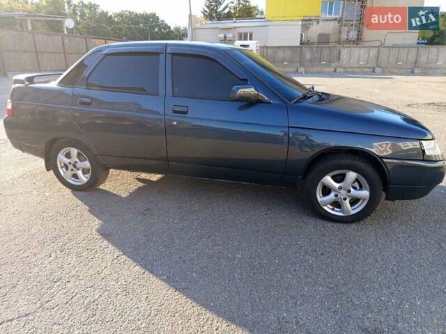 Серый ВАЗ 2110, объемом двигателя 1.5 л и пробегом 100 тыс. км за 2700 $, фото 1 на Automoto.ua