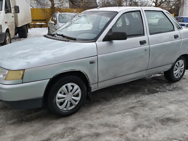 Серый ВАЗ 2110, объемом двигателя 1.5 л и пробегом 250 тыс. км за 1600 $, фото 1 на Automoto.ua