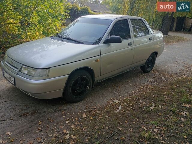 Серый ВАЗ 2110, объемом двигателя 1.5 л и пробегом 222 тыс. км за 900 $, фото 1 на Automoto.ua