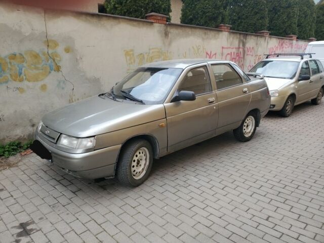 Серый ВАЗ 2110, объемом двигателя 1.5 л и пробегом 180 тыс. км за 1200 $, фото 1 на Automoto.ua