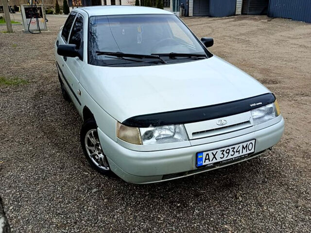 Серый ВАЗ 2110, объемом двигателя 1.5 л и пробегом 0 тыс. км за 1000 $, фото 1 на Automoto.ua