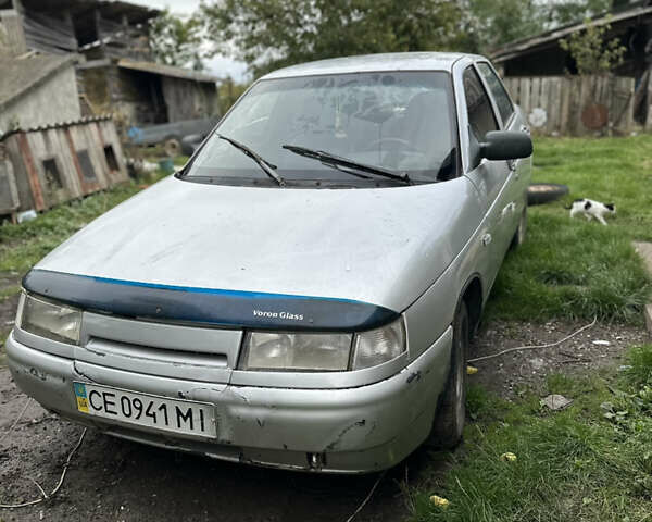 Серый ВАЗ 2110, объемом двигателя 1.5 л и пробегом 300 тыс. км за 900 $, фото 1 на Automoto.ua