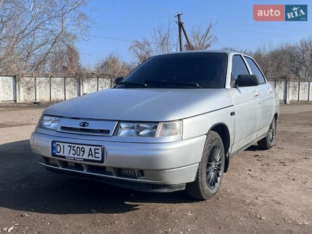 Серый ВАЗ 2110, объемом двигателя 1.5 л и пробегом 242 тыс. км за 2000 $, фото 1 на Automoto.ua