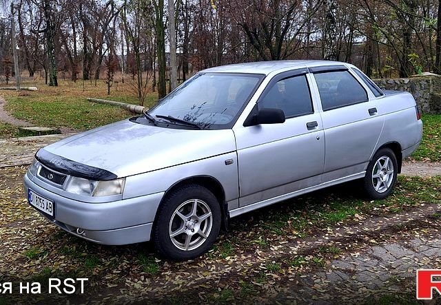 Серый ВАЗ 2110, объемом двигателя 1.5 л и пробегом 290 тыс. км за 1550 $, фото 1 на Automoto.ua