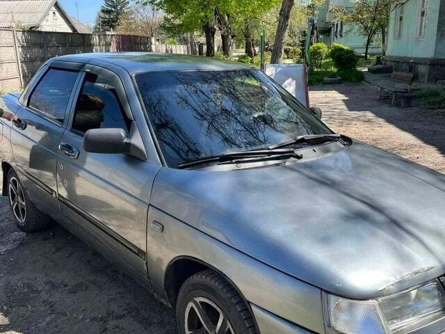 Серый ВАЗ 2110, объемом двигателя 1.5 л и пробегом 202 тыс. км за 1100 $, фото 1 на Automoto.ua