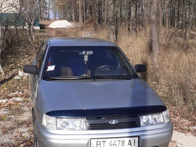 Серый ВАЗ 2110, объемом двигателя 1.5 л и пробегом 156 тыс. км за 2600 $, фото 1 на Automoto.ua