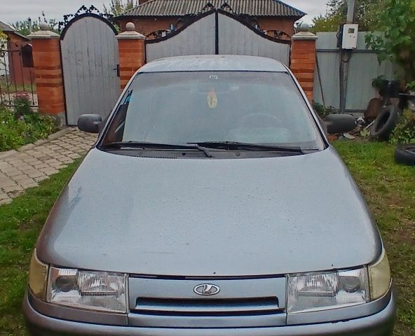 Серый ВАЗ 2110, объемом двигателя 1.5 л и пробегом 199 тыс. км за 2000 $, фото 1 на Automoto.ua