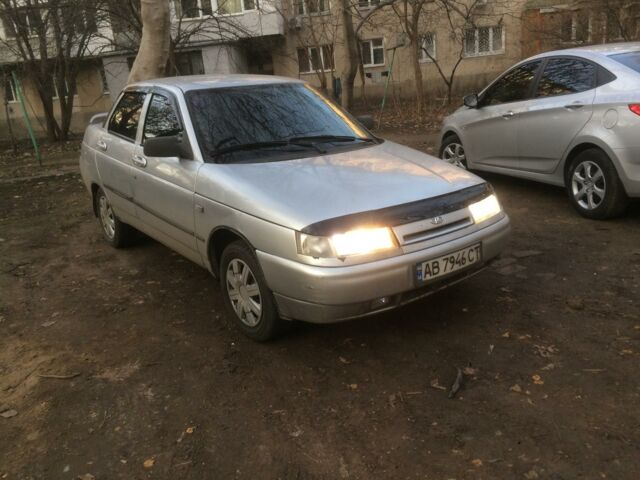Серый ВАЗ 2110, объемом двигателя 1.5 л и пробегом 4 тыс. км за 3300 $, фото 1 на Automoto.ua