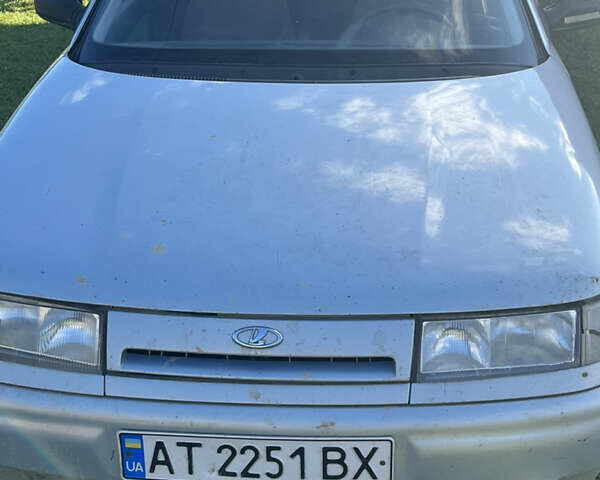 ВАЗ 2110 2004 в Верховине на Automoto.ua Серый ВАЗ 2110, объемом двигателя 1.5 л и пробегом 100 тыс. км за 1000 $, фото 1 на Automoto.ua