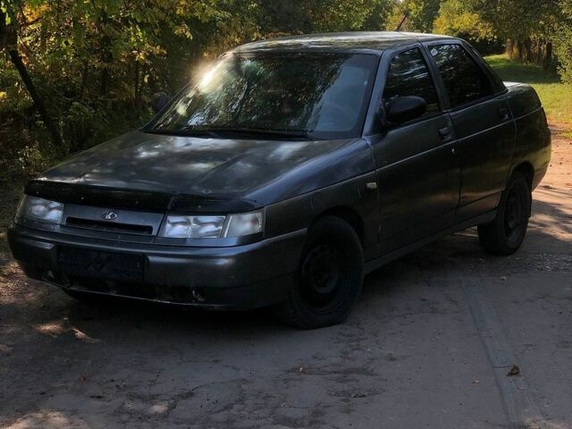 Серый ВАЗ 2110, объемом двигателя 1.6 л и пробегом 300 тыс. км за 850 $, фото 1 на Automoto.ua
