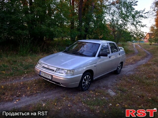 Сірий ВАЗ 2110, об'ємом двигуна 1.5 л та пробігом 241 тис. км за 1950 $, фото 1 на Automoto.ua