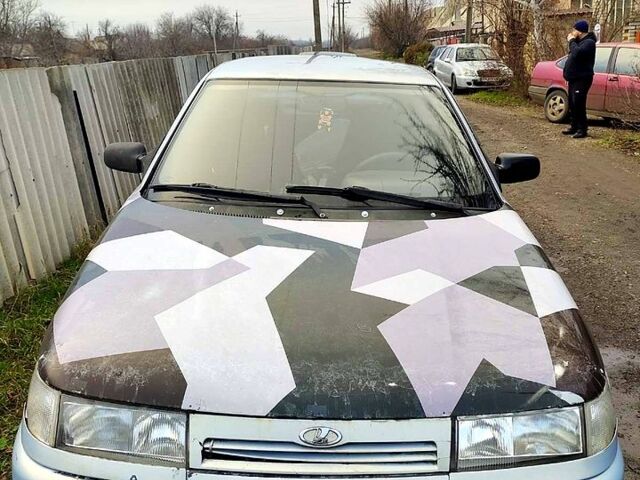 Серый ВАЗ 2110, объемом двигателя 1.6 л и пробегом 200 тыс. км за 1300 $, фото 1 на Automoto.ua