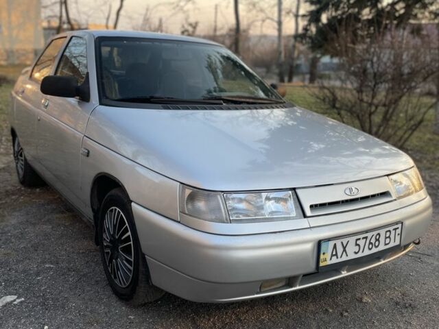 Серый ВАЗ 2110, объемом двигателя 1.5 л и пробегом 250 тыс. км за 1650 $, фото 1 на Automoto.ua