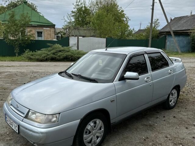 Сірий ВАЗ 2110, об'ємом двигуна 1.5 л та пробігом 75 тис. км за 1999 $, фото 1 на Automoto.ua