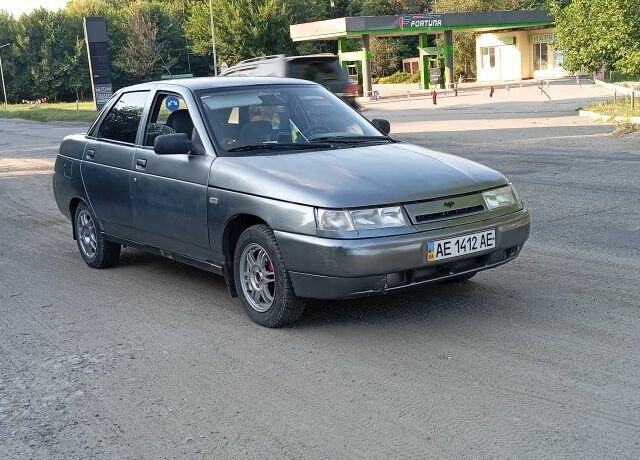 Серый ВАЗ 2110, объемом двигателя 1.5 л и пробегом 3 тыс. км за 1055 $, фото 1 на Automoto.ua