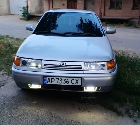 Сірий ВАЗ 2110, об'ємом двигуна 1.5 л та пробігом 300 тис. км за 1118 $, фото 1 на Automoto.ua