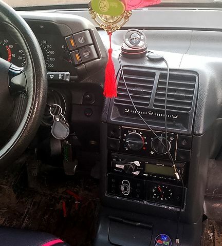 Серый ВАЗ 2110, объемом двигателя 1.6 л и пробегом 360 тыс. км за 2000 $, фото 1 на Automoto.ua