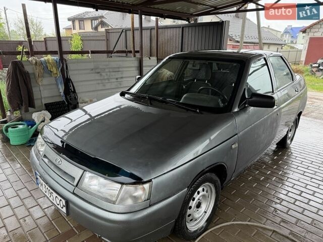 Серый ВАЗ 2110, объемом двигателя 1.6 л и пробегом 210 тыс. км за 1700 $, фото 1 на Automoto.ua