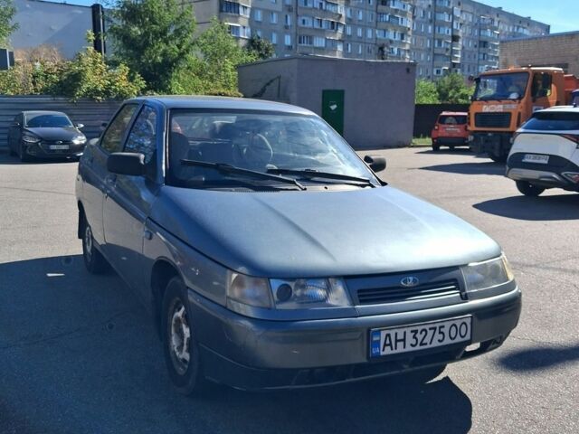 Серый ВАЗ 2110, объемом двигателя 1.6 л и пробегом 145 тыс. км за 1850 $, фото 1 на Automoto.ua