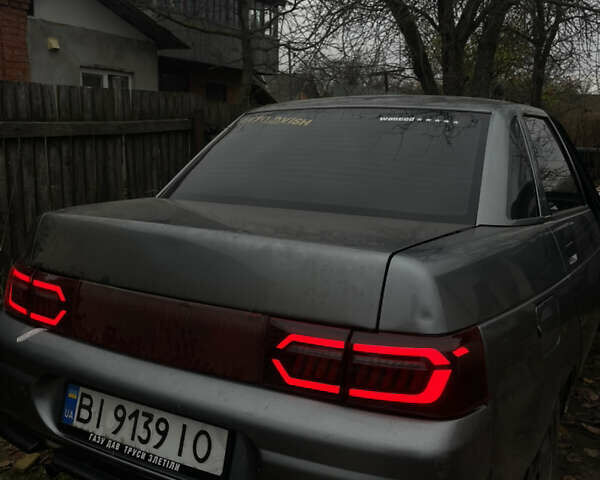 Серый ВАЗ 2110, объемом двигателя 1.6 л и пробегом 267 тыс. км за 2000 $, фото 1 на Automoto.ua