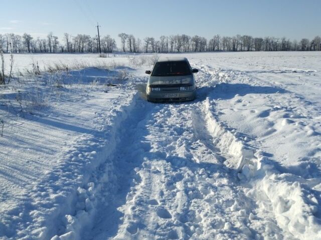 Серый ВАЗ 2110, объемом двигателя 1.6 л и пробегом 194 тыс. км за 2500 $, фото 1 на Automoto.ua