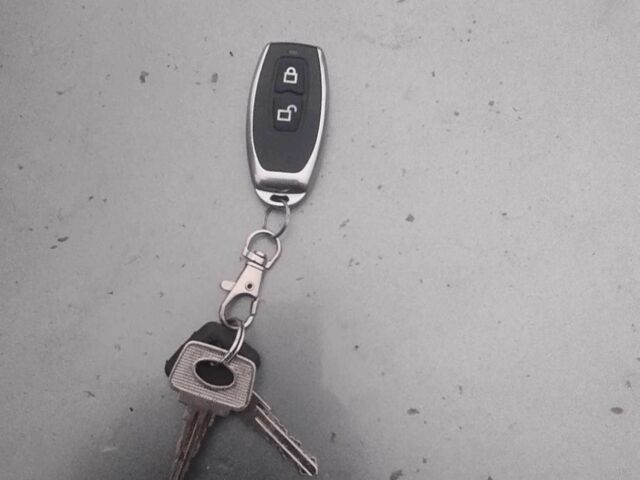 Сірий ВАЗ 2110, об'ємом двигуна 1.6 л та пробігом 240 тис. км за 950 $, фото 1 на Automoto.ua