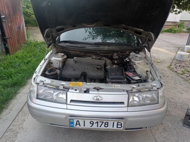 ВАЗ 2110 2005 у Києві на Automoto.ua Сірий ВАЗ 2110, об'ємом двигуна 0 л та пробігом 195 тис. км за 1800 $, фото 1 на Automoto.ua