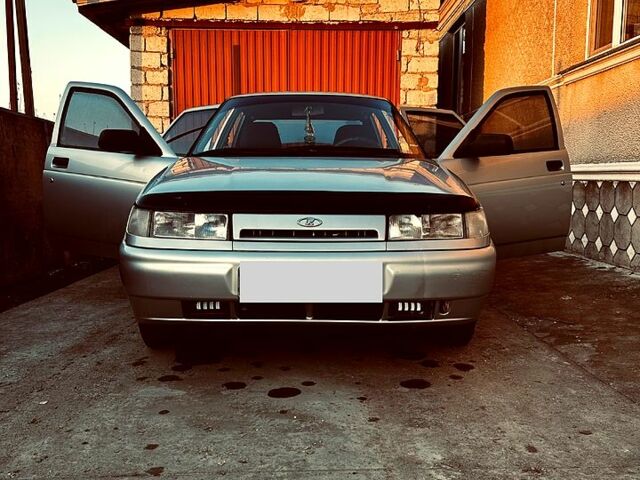 Серый ВАЗ 2110, объемом двигателя 1.6 л и пробегом 340 тыс. км за 2000 $, фото 1 на Automoto.ua