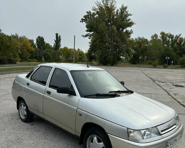 Серый ВАЗ 2110, объемом двигателя 1.6 л и пробегом 115 тыс. км за 1900 $, фото 1 на Automoto.ua