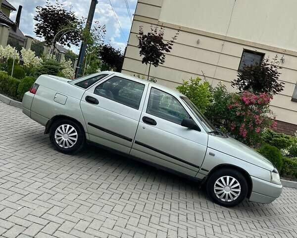 Сірий ВАЗ 2110, об'ємом двигуна 1.6 л та пробігом 98 тис. км за 2700 $, фото 1 на Automoto.ua