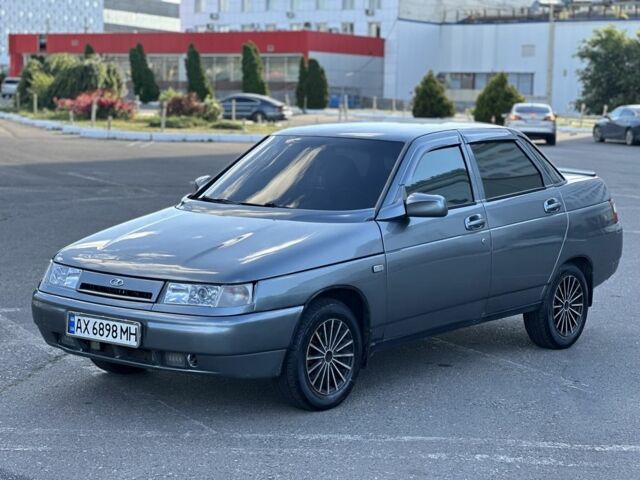 Серый ВАЗ 2110, объемом двигателя 1.6 л и пробегом 230 тыс. км за 2000 $, фото 1 на Automoto.ua