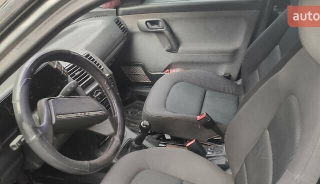 Серый ВАЗ 2110, объемом двигателя 1.6 л и пробегом 235 тыс. км за 1650 $, фото 1 на Automoto.ua