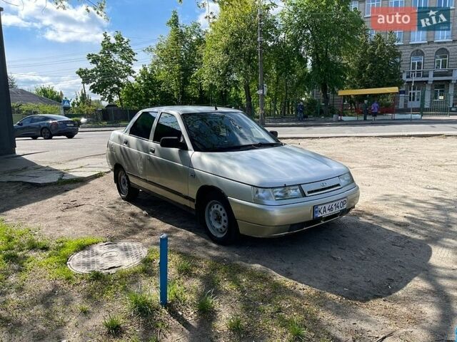 Серый ВАЗ 2110, объемом двигателя 1.6 л и пробегом 180 тыс. км за 1600 $, фото 1 на Automoto.ua