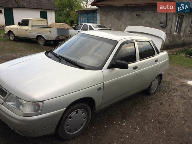 Серый ВАЗ 2110, объемом двигателя 1.6 л и пробегом 120 тыс. км за 2300 $, фото 1 на Automoto.ua