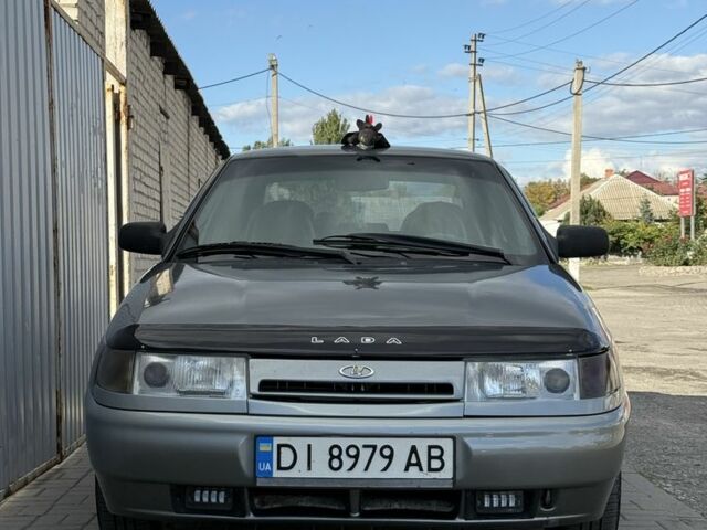 Серый ВАЗ 2110, объемом двигателя 1.6 л и пробегом 245 тыс. км за 2500 $, фото 1 на Automoto.ua