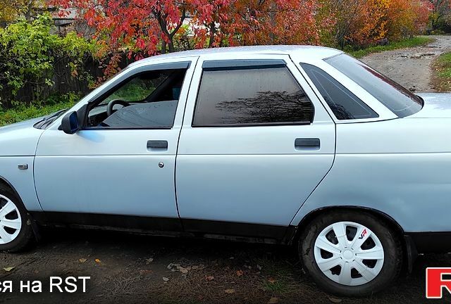 Серый ВАЗ 2110, объемом двигателя 1.6 л и пробегом 290 тыс. км за 1500 $, фото 1 на Automoto.ua