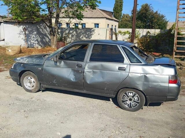Серый ВАЗ 2110, объемом двигателя 1.6 л и пробегом 380 тыс. км за 800 $, фото 1 на Automoto.ua