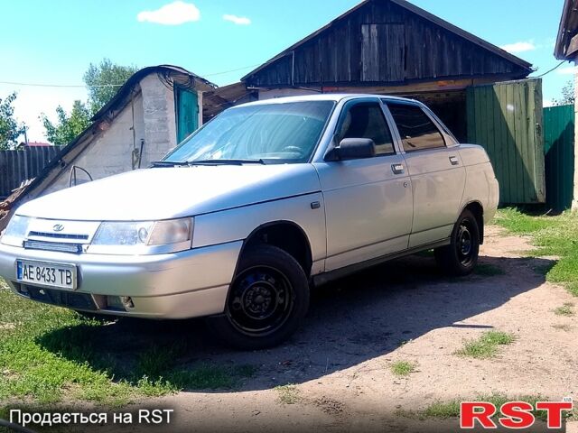 Серый ВАЗ 2110, объемом двигателя 1.6 л и пробегом 327 тыс. км за 1300 $, фото 1 на Automoto.ua