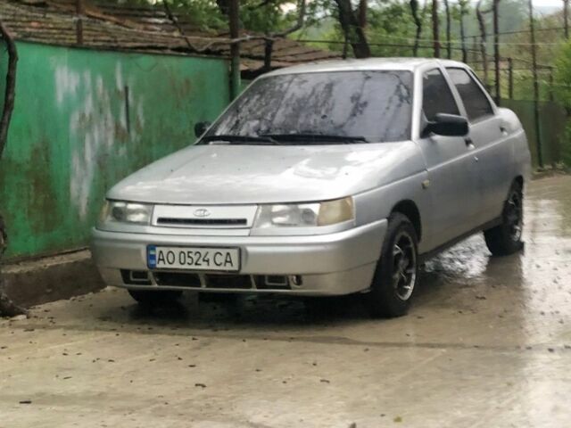 Серый ВАЗ 2110, объемом двигателя 1.6 л и пробегом 300 тыс. км за 900 $, фото 1 на Automoto.ua