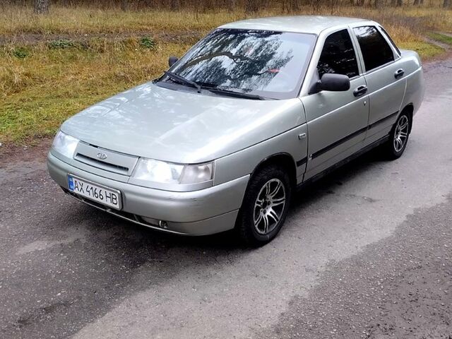 Серый ВАЗ 2110, объемом двигателя 1.6 л и пробегом 230 тыс. км за 1800 $, фото 1 на Automoto.ua