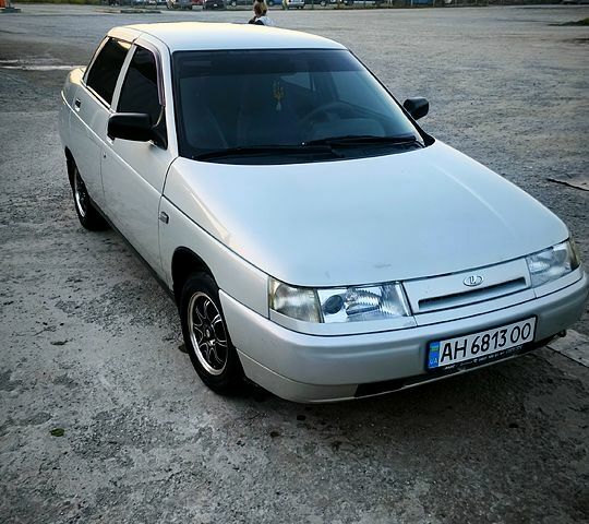 Серый ВАЗ 2110, объемом двигателя 1.6 л и пробегом 170 тыс. км за 1900 $, фото 1 на Automoto.ua