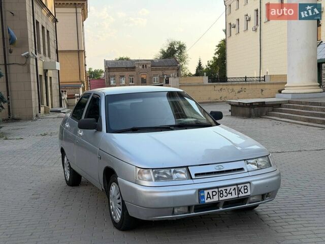 Серый ВАЗ 2110, объемом двигателя 1.6 л и пробегом 250 тыс. км за 1150 $, фото 1 на Automoto.ua
