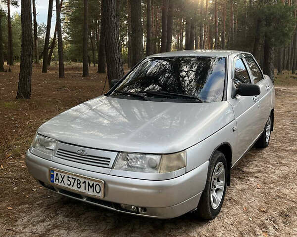 Серый ВАЗ 2110, объемом двигателя 1.6 л и пробегом 141 тыс. км за 2500 $, фото 1 на Automoto.ua