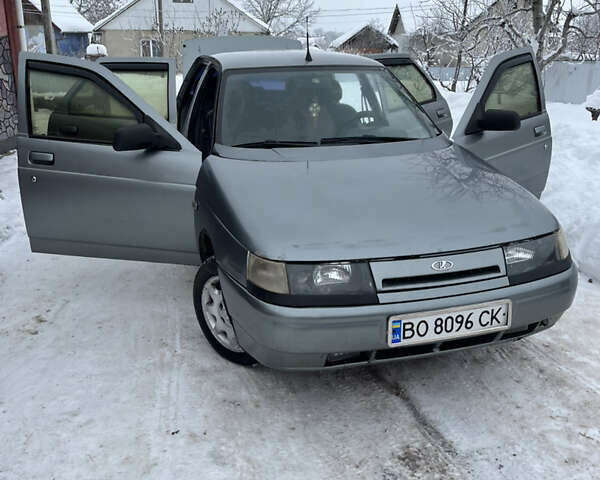 Серый ВАЗ 2110, объемом двигателя 1.6 л и пробегом 225 тыс. км за 1700 $, фото 1 на Automoto.ua