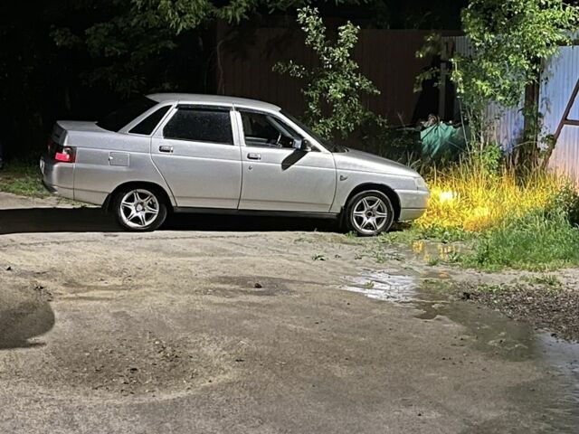Сірий ВАЗ 2110, об'ємом двигуна 1.6 л та пробігом 190 тис. км за 1900 $, фото 1 на Automoto.ua