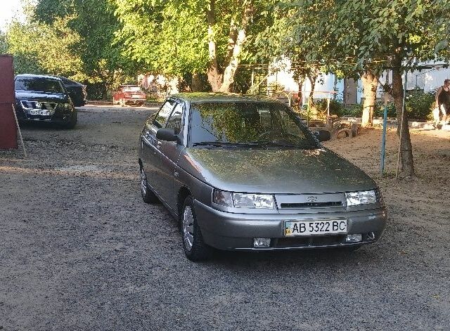 Серый ВАЗ 2110, объемом двигателя 1.6 л и пробегом 161 тыс. км за 1850 $, фото 1 на Automoto.ua