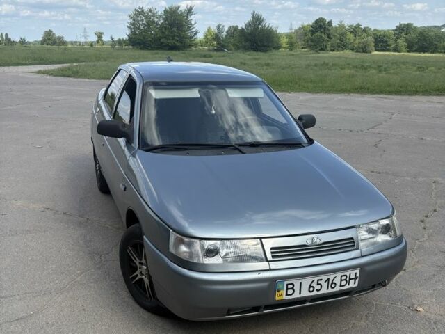Серый ВАЗ 2110, объемом двигателя 1.6 л и пробегом 258 тыс. км за 1900 $, фото 1 на Automoto.ua