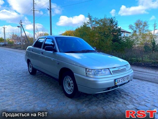 Серый ВАЗ 2110, объемом двигателя 1.6 л и пробегом 200 тыс. км за 2600 $, фото 1 на Automoto.ua