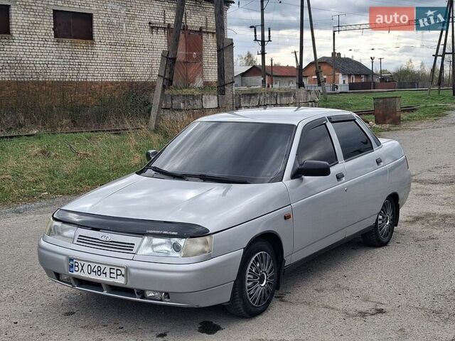 Серый ВАЗ 2110, объемом двигателя 1.6 л и пробегом 200 тыс. км за 1600 $, фото 1 на Automoto.ua