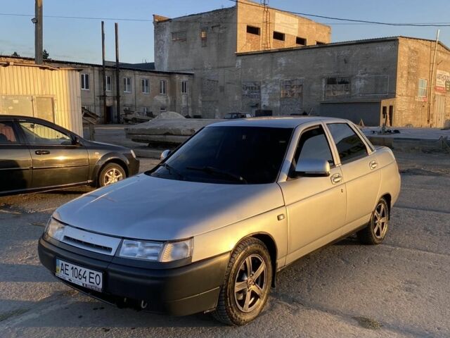 Серый ВАЗ 2110, объемом двигателя 1.6 л и пробегом 197 тыс. км за 2400 $, фото 1 на Automoto.ua
